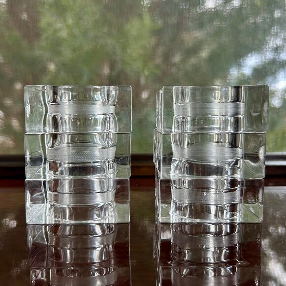 Vintage Lucite Square Napkin Rings – Set of 6 – 2” x 2” Modern Clear Holders - Picture 5 of 11